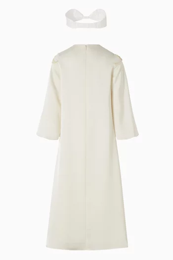 قفطان بتطريز لامع