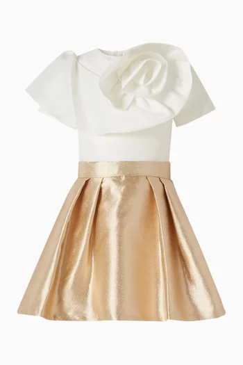 تنورة بطيات