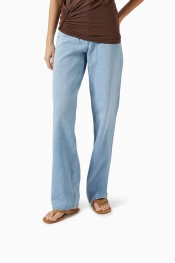 حذاء مفتوح بسيور رفيعة وكعب مسطح شمواه