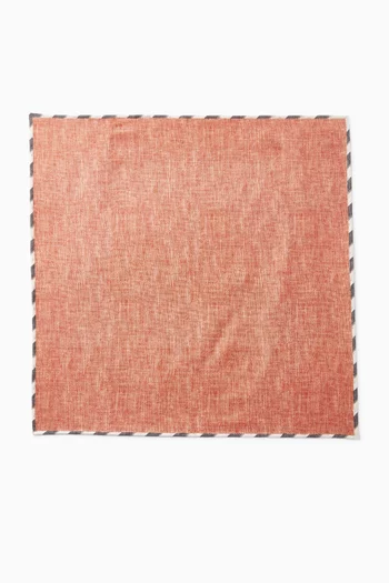 منديل جيب بحواف مخططة حرير