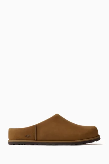 Otzo Clogs in Suede