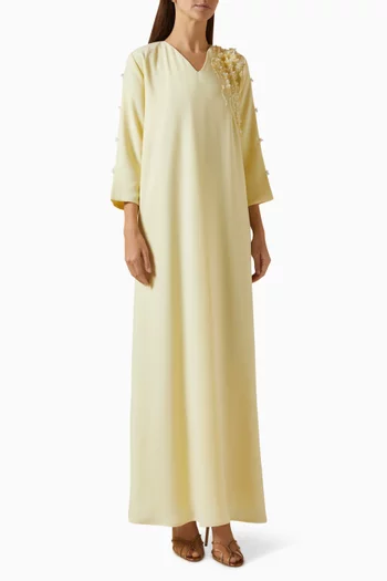 قفطان مطرز بالخرز