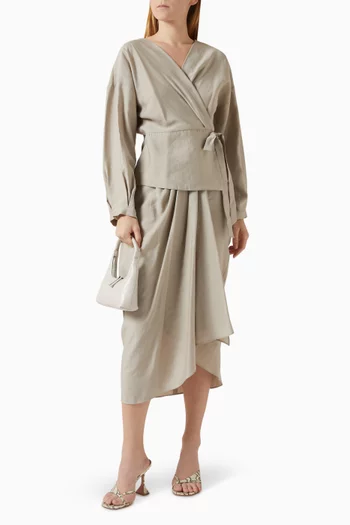 كيمونو بحزام