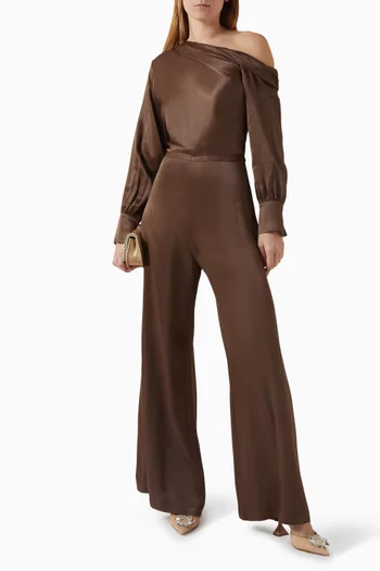 جمبسوت بأكتاف مكشوفة ستان