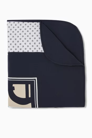 بطانية بطبعة بشعار الماركة قطن