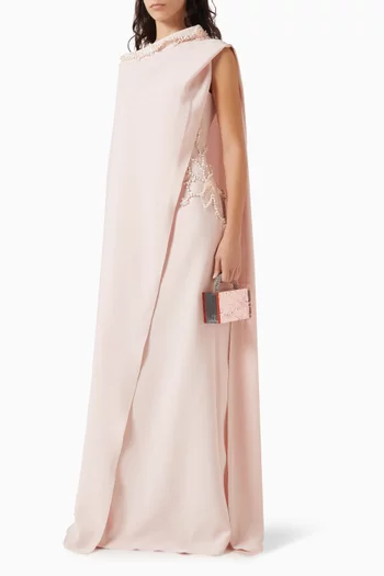 فستان بكاب وأكتاف مكشوفة