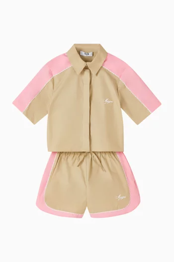 شورت بطبعة شعار الماركة قطن