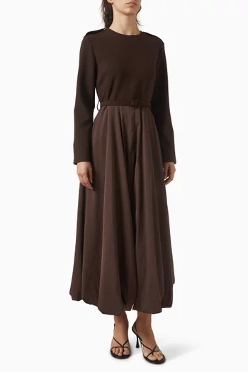 فستان متوسط الطول بحزام