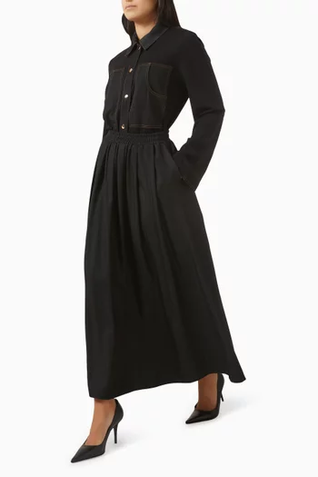 طقم تنورة بأزرار