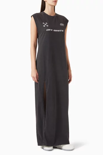 فستان بتصميم رياضي بشعار الماركة جيرسيه