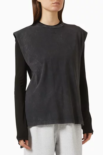 Butterfly-patch Back-slit T-shirt