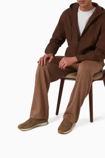 Runner Sneakers in Suede