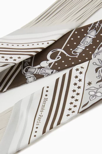 وشاح تويلي فستيفال ديه أمازون بنقشة باندانا فلكلورية غير مستعمل