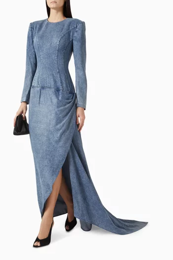 فستان بحافة غير متماثلة وذيل دينم