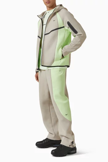 جاكيت ويندرانر تيك مقسم بألوان وسحّاب كامل صوف