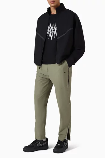 جاكيت رياضي شوري منسوج معالج بتقنية Dri-FIT