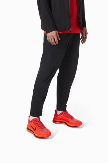 Pegasus Premium Sneakers in Mesh