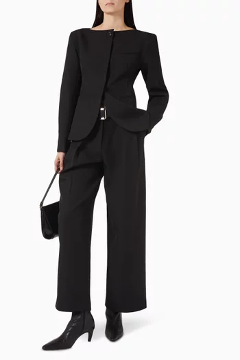 بنطال ماتيو بطيّات وحزام