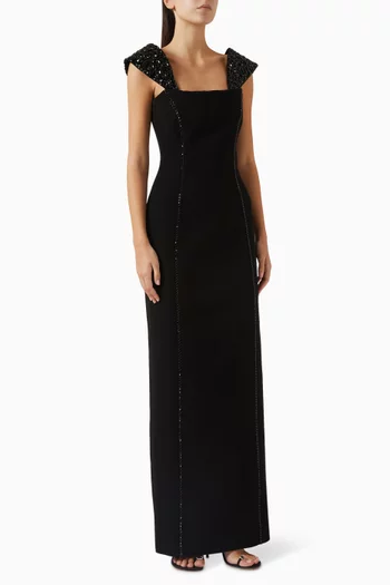 فستان طويل مطرز بالكريستال كريب