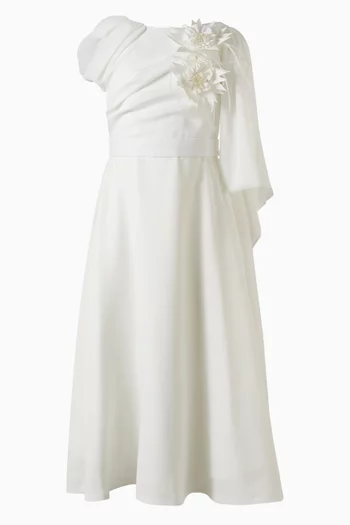 فستان طويل بكاب وزهور بارزة