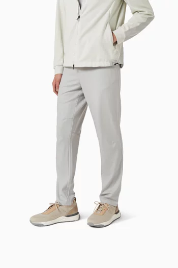 سنيكرز ديتس منسوج