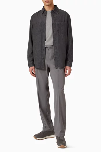 قميص بقصة ضيقة دينم