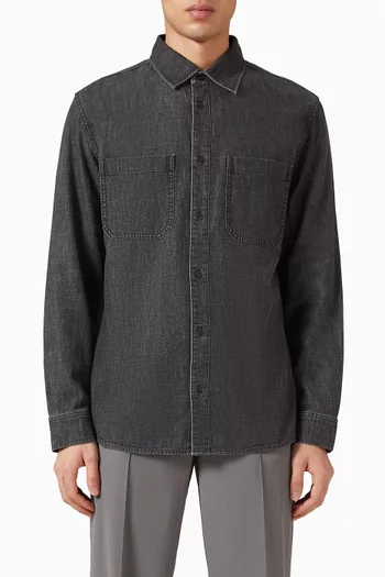 قميص بقصة ضيقة دينم