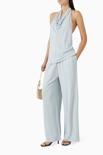 بنطال بقصة ساق واسعة