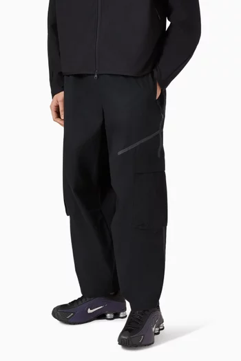 سنيكرز شوكس آر 4 مرصع بأحجار قماش شبكي