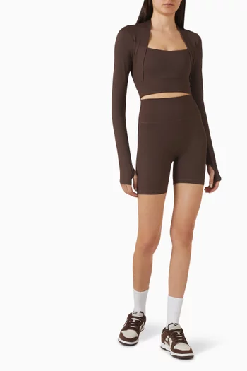 بلوزة سوفتسكالب بنمط بوليرو بأكمام طويلة