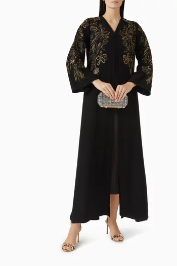 عباية مطرزة بالخرز