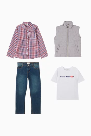 طقم من أربع قطع