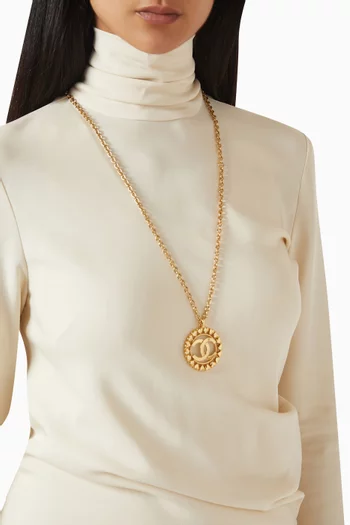 قلادة بدلاية ميدالية بشعار CC