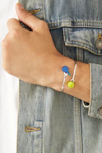 سوار بحلي على شكل مضرب وكرة تنس