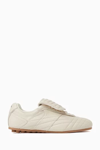 سنيكرز تي بي.99 جلد