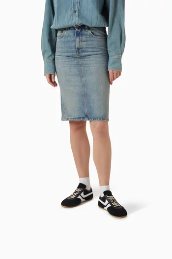 Slim Sneakers in Suede