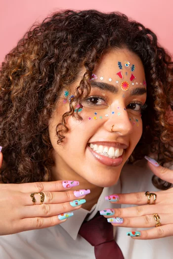 طقم ملصقات بتصميم زهور