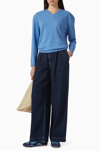 V-neck Sweater in Merino Wool