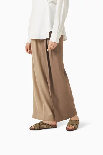 حذاء مفتوح ويكاند بكعب مسطح نسيج