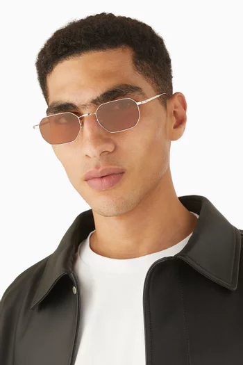 Round Sunglasses in Metal