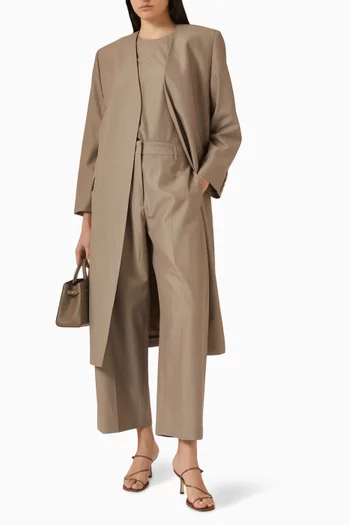 بنطال قصير بقصة ساق أسطوانية