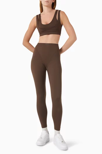 حمالة صدر غير لامعة بقصة عميقة وحمالات مزدوجة سكيمز