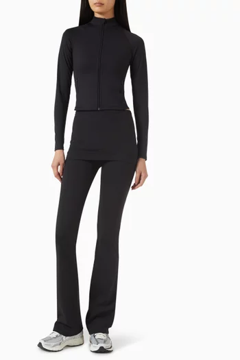 جاكيت بياقة عالية وسحّاب كامل مجموعة مت