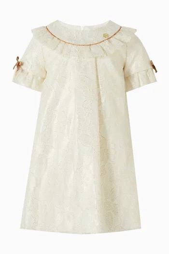 فستان بكشكش وعقدة