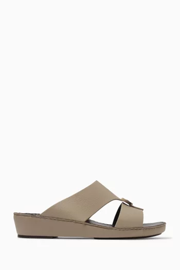 Quadratura Cuerno Sandals in Deercalf