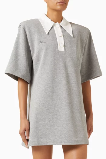 فستان قصير بقصة فضفاضة وياقة بولو