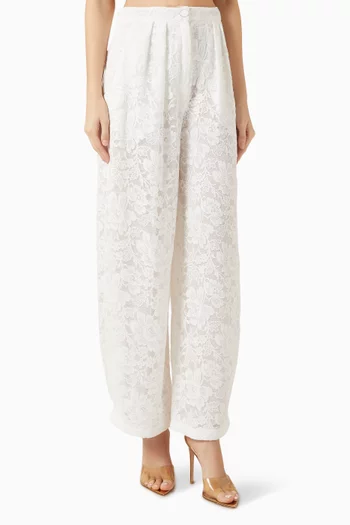 بنطال بخصر مرتفع وقصة تضيق باتجاه الحافة دانتيل