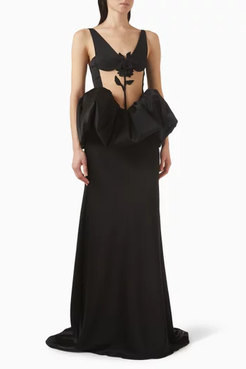 فستان سهرة بتصميم جرس مزين بتطريزات ورود