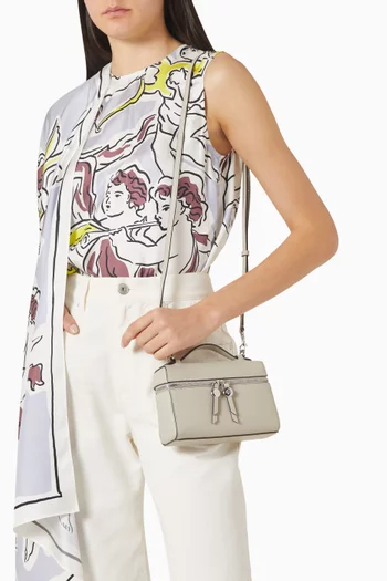 حقيبة رفيعة بيد علوية جلد حبيبي