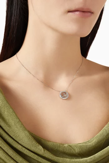 قلادة بتصميم حرف عربي "ف" فضة إسترلينية